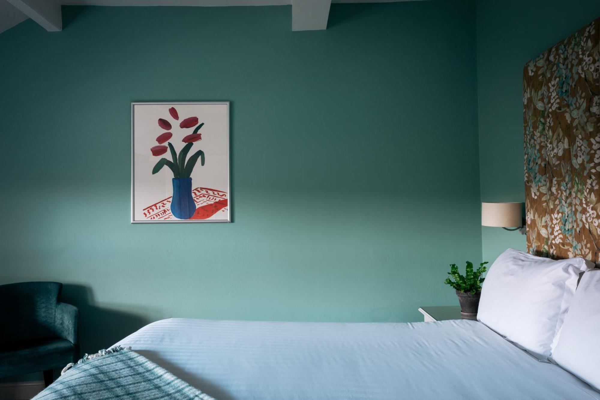 The Fell Hotel Бернсолл Экстерьер фото