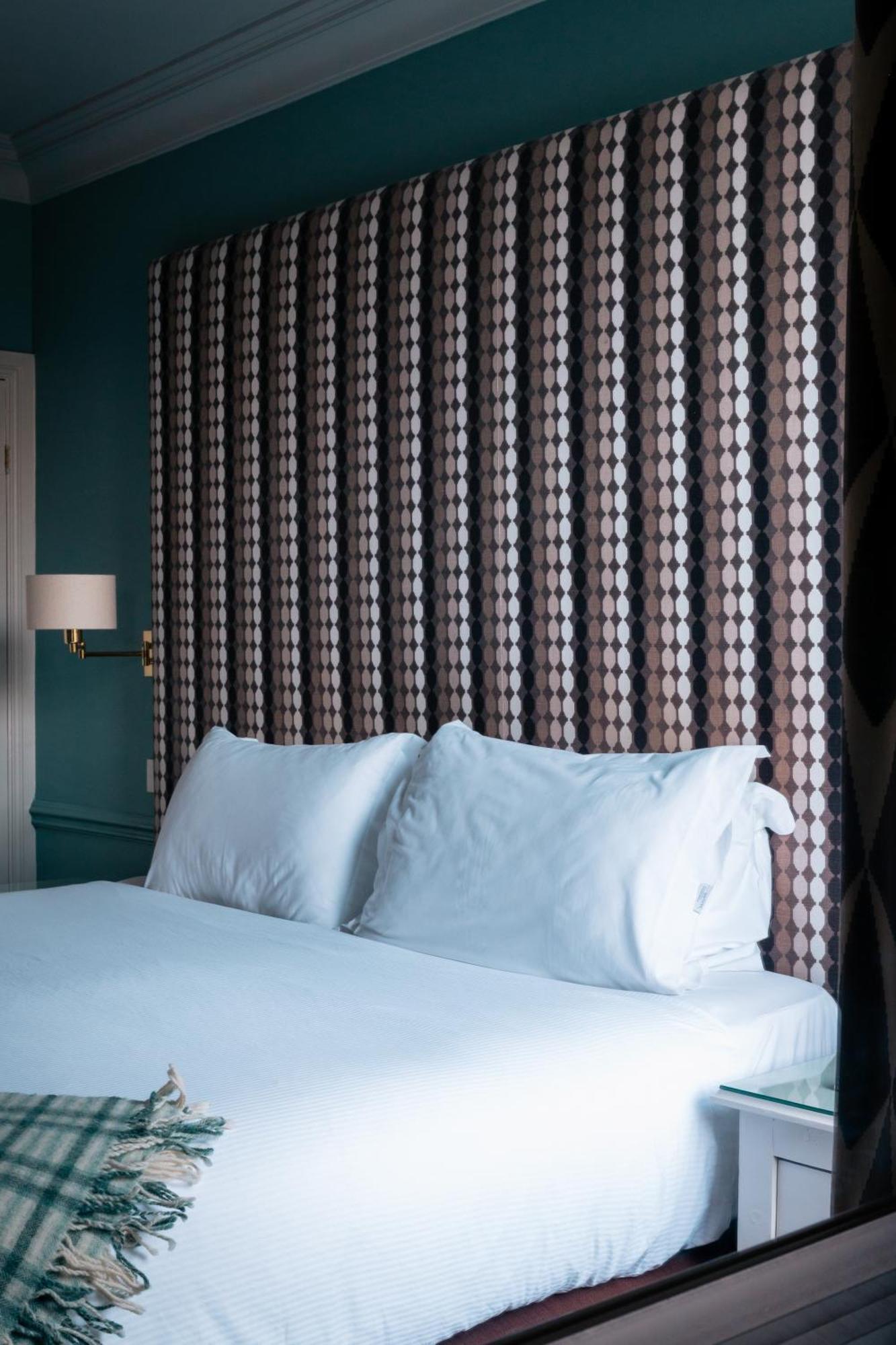 The Fell Hotel Бернсолл Экстерьер фото